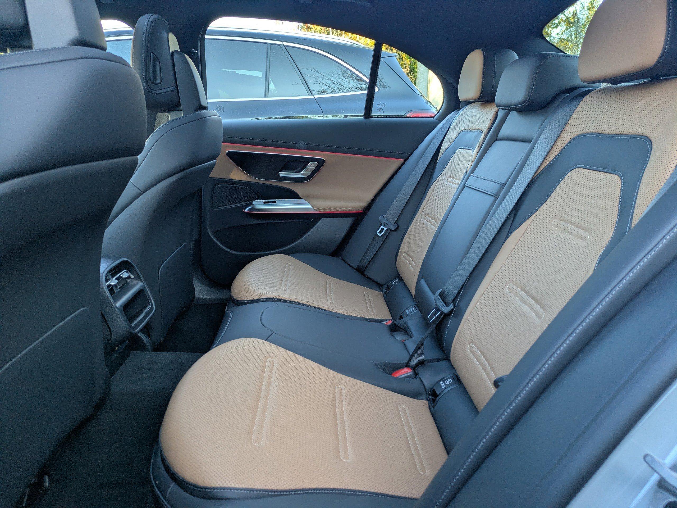 Mercedes-Benz Sedan Amg® E 53 E 4Matic®+ With Navigation & Awd - Thumbnail 16