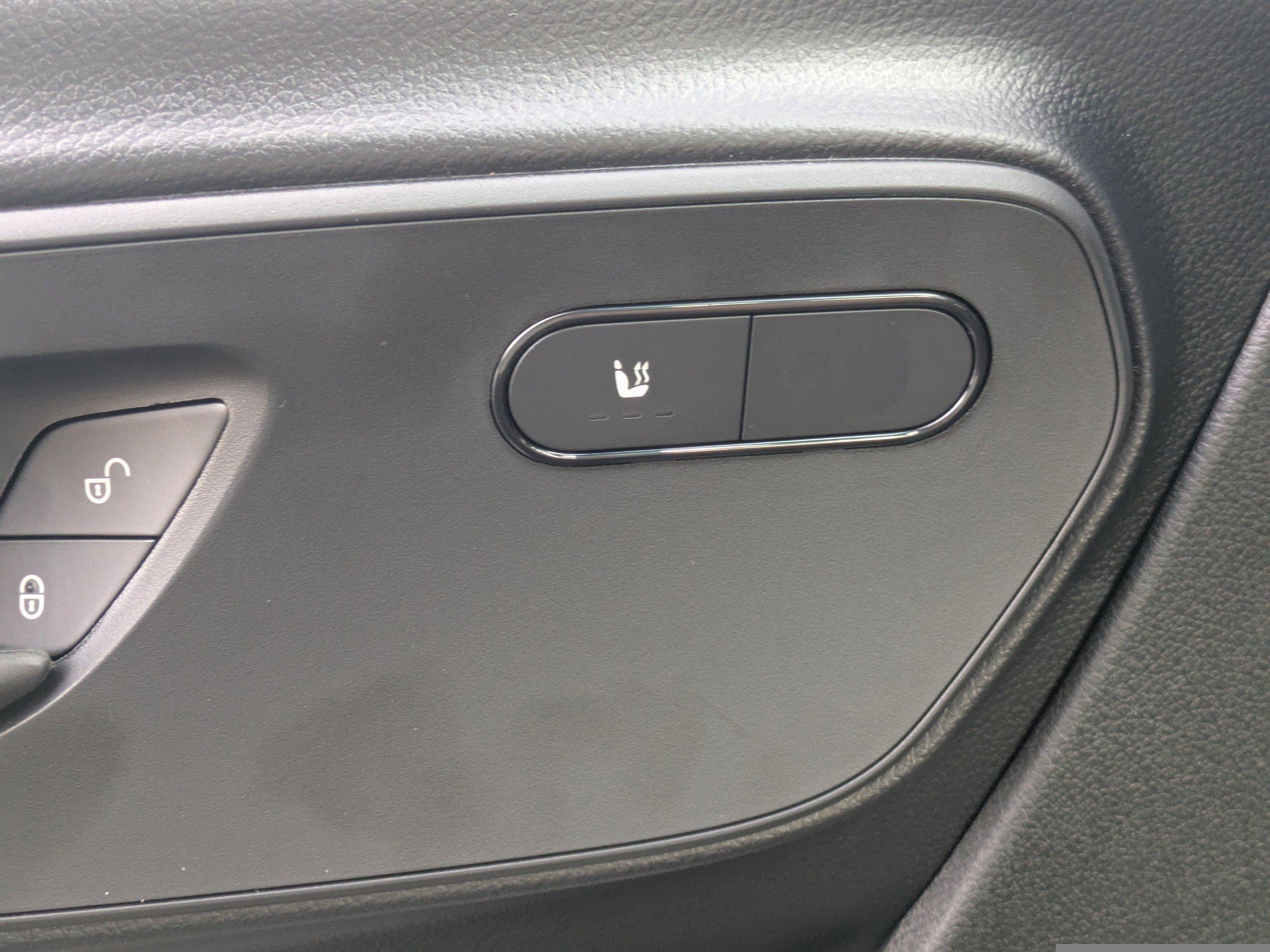 Mercedes-Benz Sprinter Cargo Van 144 Wb Rwd Van - Thumbnail 20