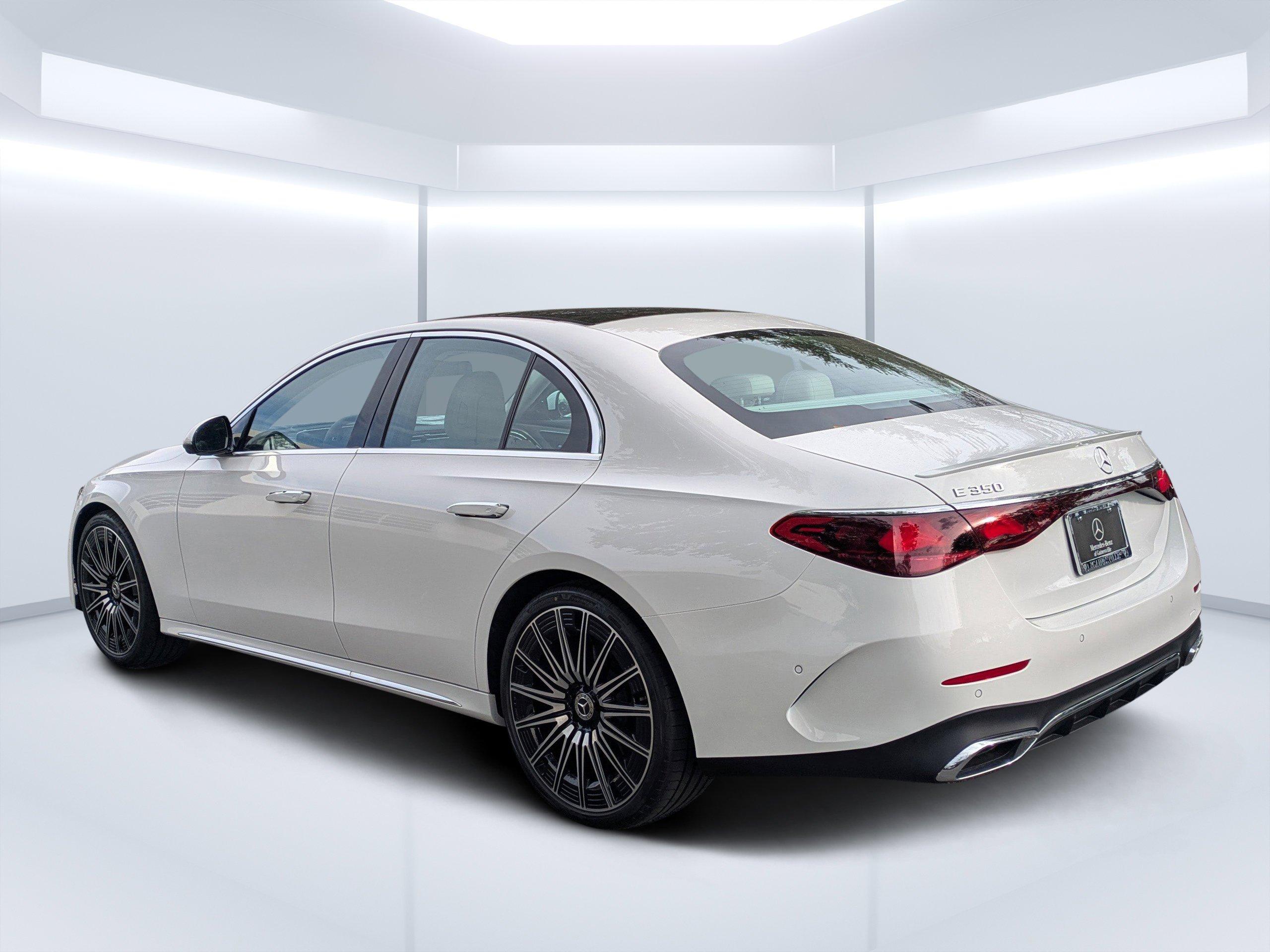 Mercedes-Benz Sedan E 350 With Navigation - Thumbnail 9