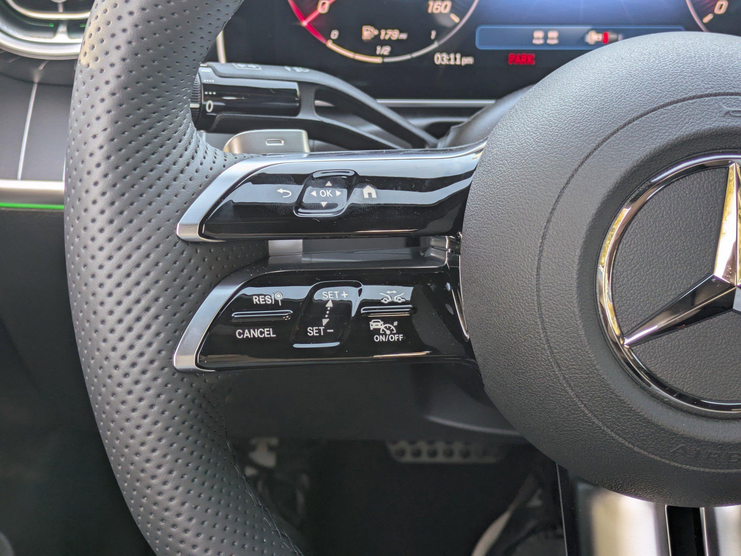 Mercedes-Benz Cle Convertible 450 With Navigation & Awd - Thumbnail 18