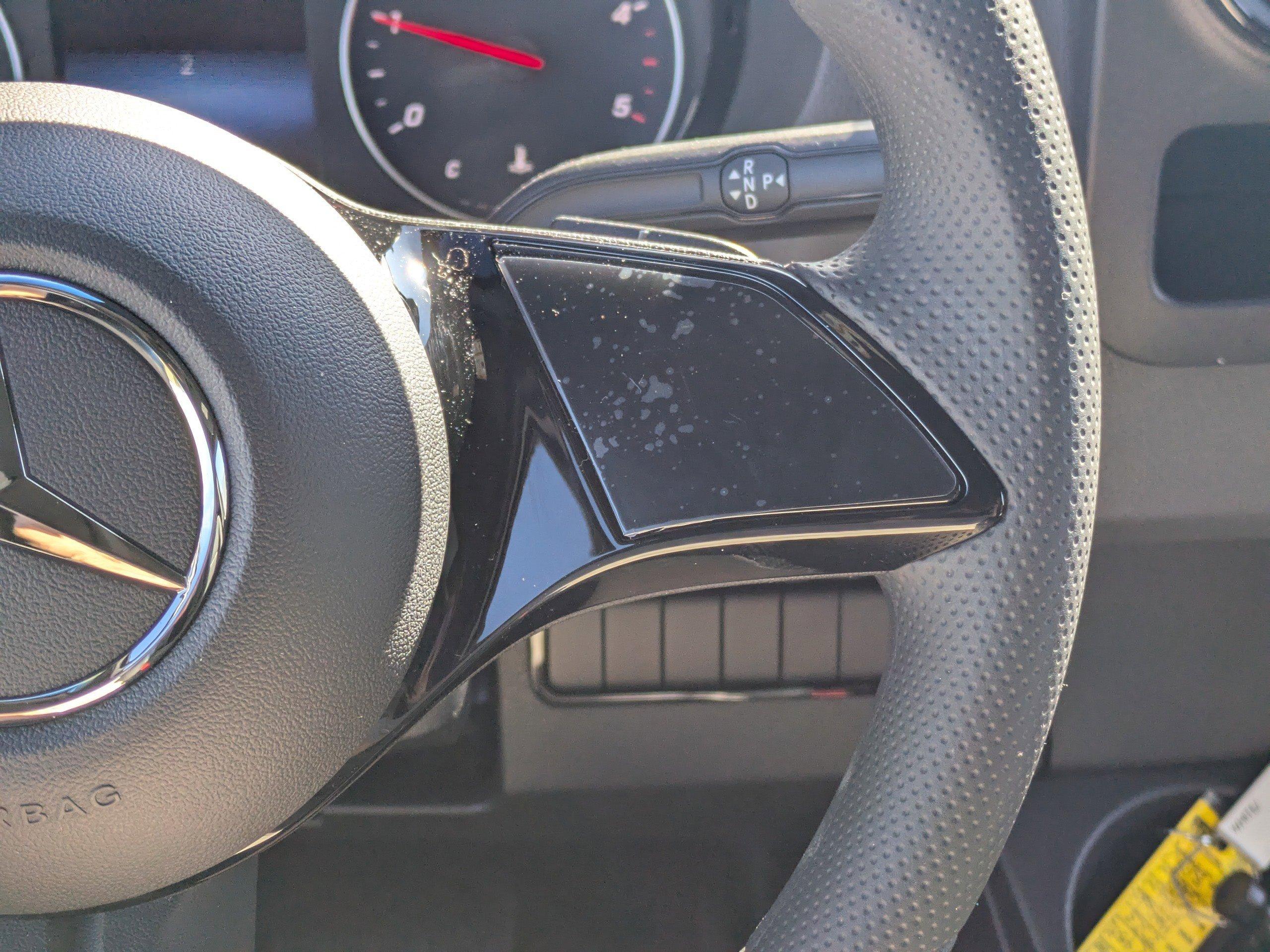 Mercedes-Benz Sprinter Cargo Van 144 Wb Rwd Van - Thumbnail 17