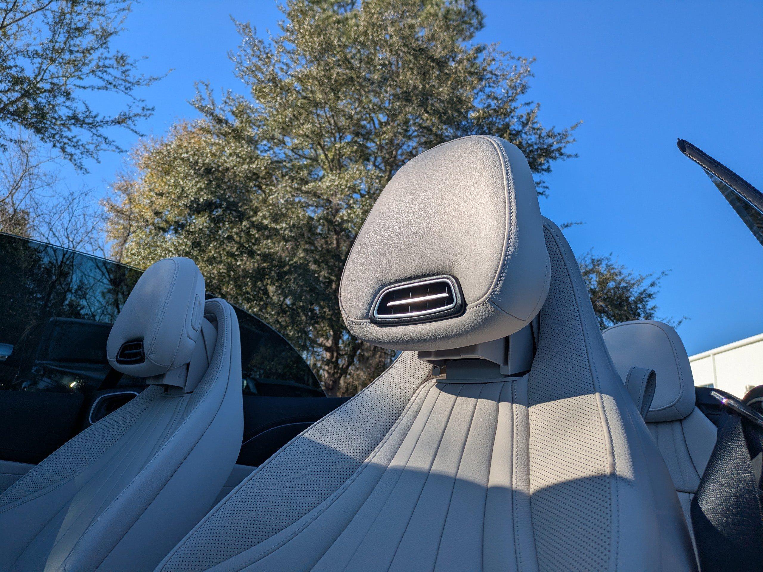 Mercedes-Benz Cle Convertible Amg® 53 With Navigation & Awd - Thumbnail 5