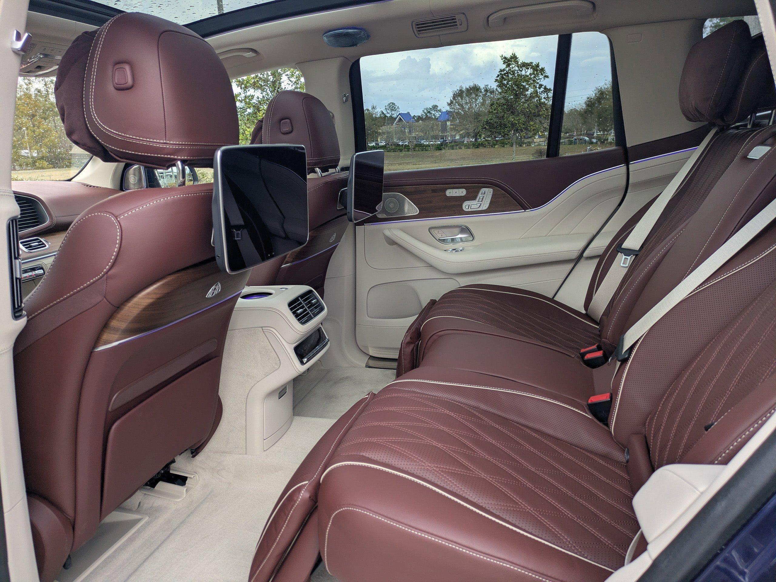 Mercedes-Benz Gls Suv Maybach 600 With Navigation & Awd - Thumbnail 16