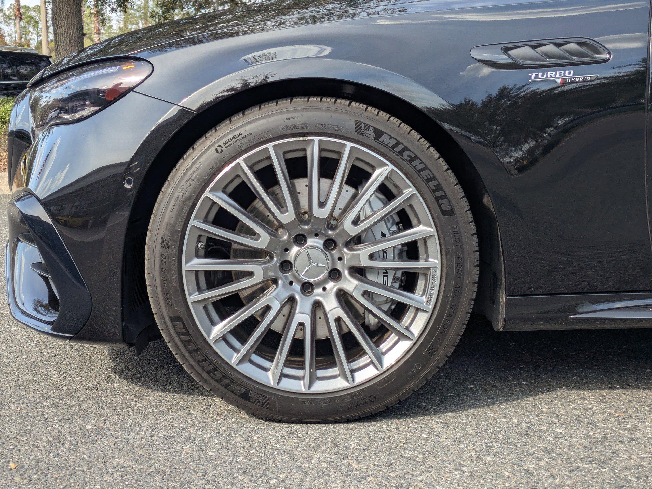 Mercedes-Benz 4Dr Car Amg® E 53 E With Navigation & Awd - Thumbnail 4