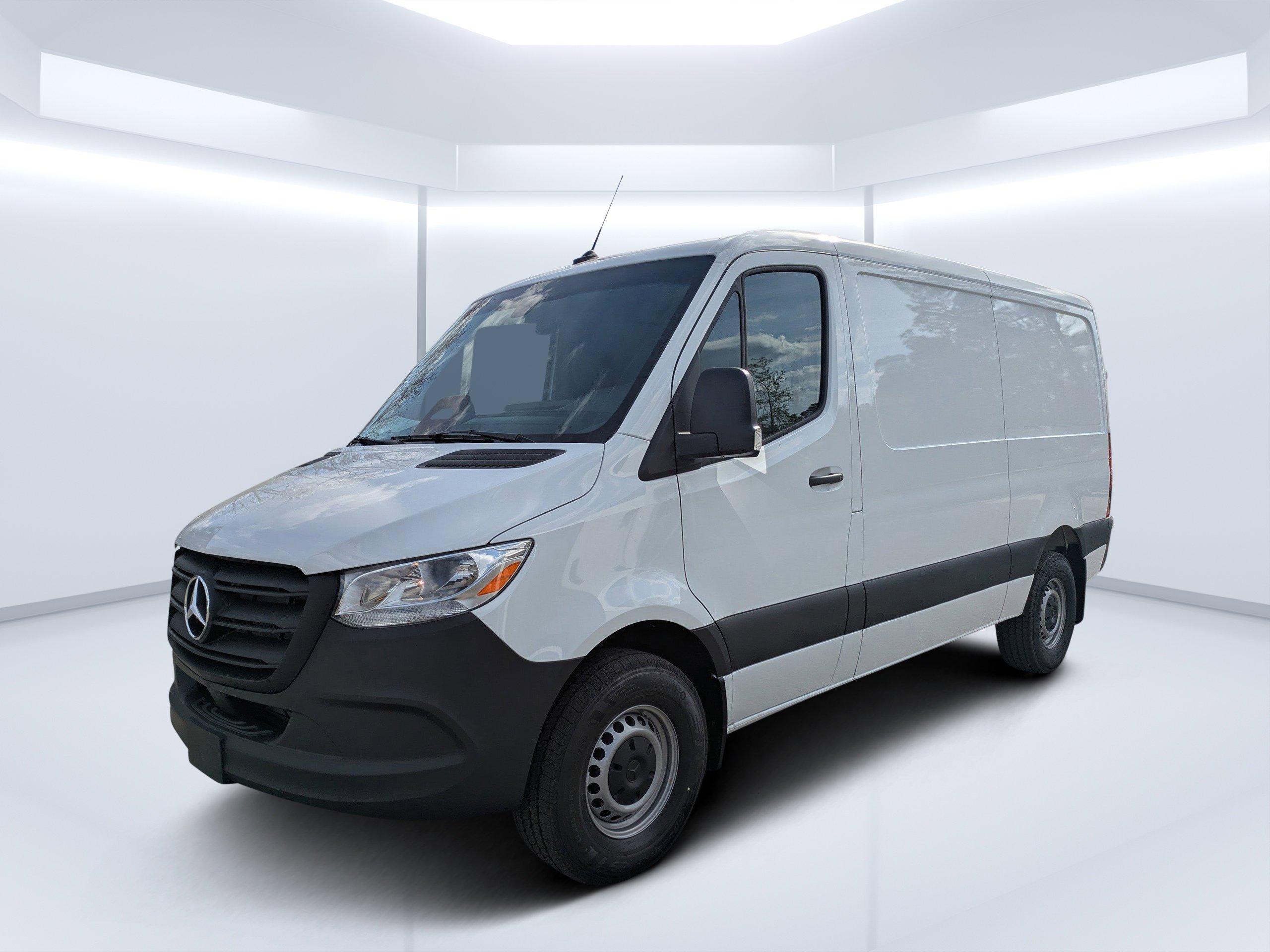 Mercedes-Benz Sprinter Cargo Van 144 Wb Rwd Van - Thumbnail 10