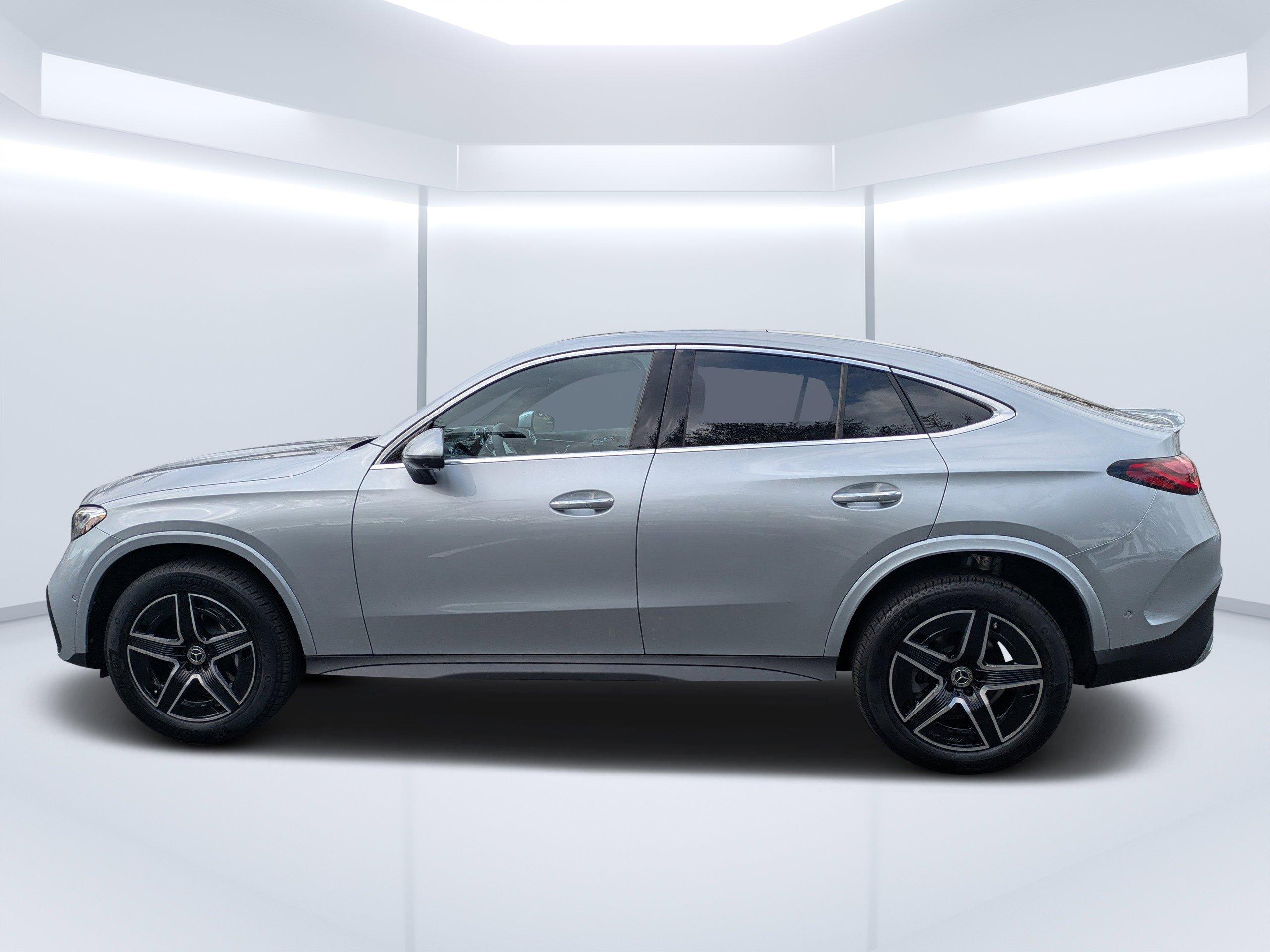 Mercedes-Benz Glc Suv 300 With Navigation & Awd - Thumbnail 7