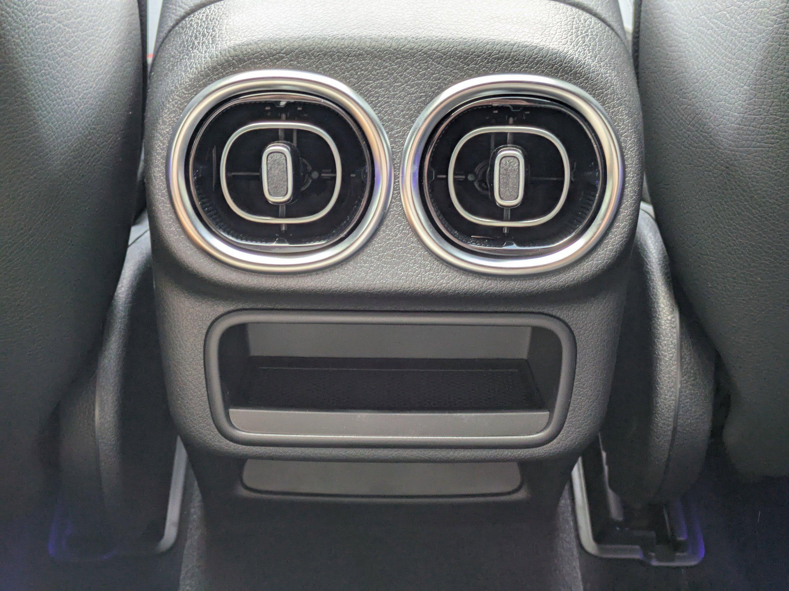 Mercedes-Benz Glc Suv 300 With Navigation & Awd - Thumbnail 17