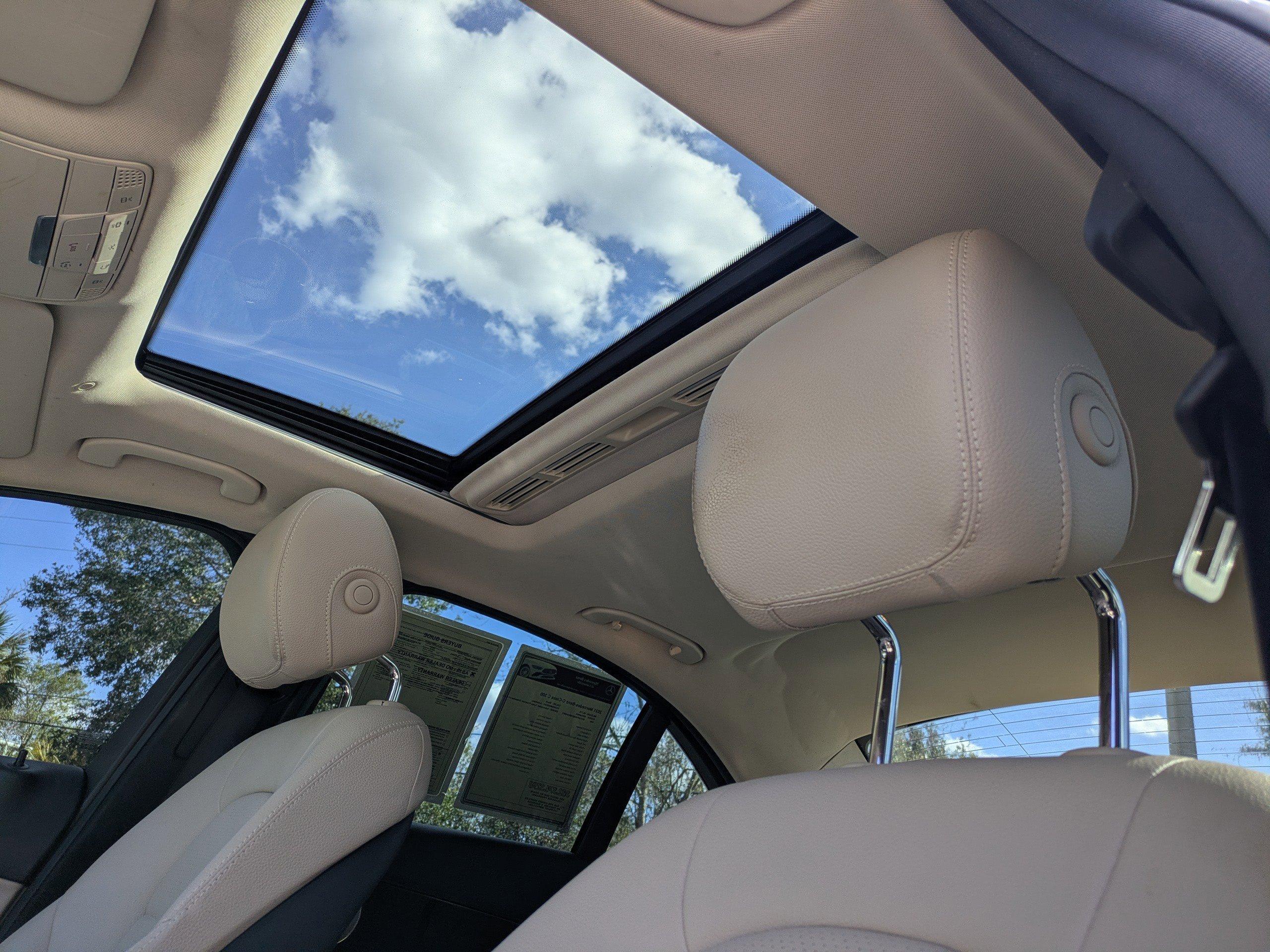 Mercedes-Benz C 300 Rwd 4Dr Car - Thumbnail 5