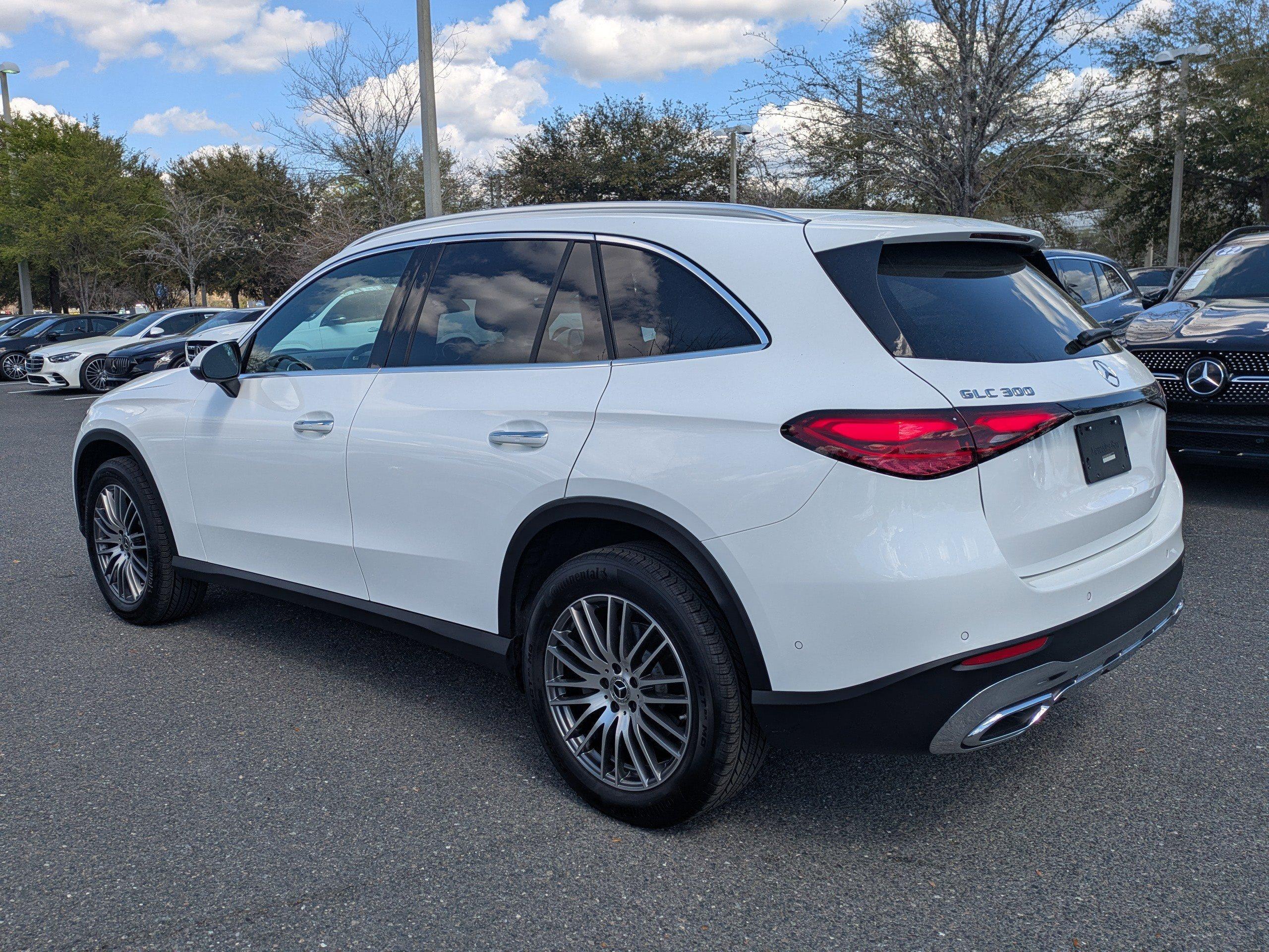 Mercedes-Benz Glc 300 Rwd Sport Utility - Thumbnail 8