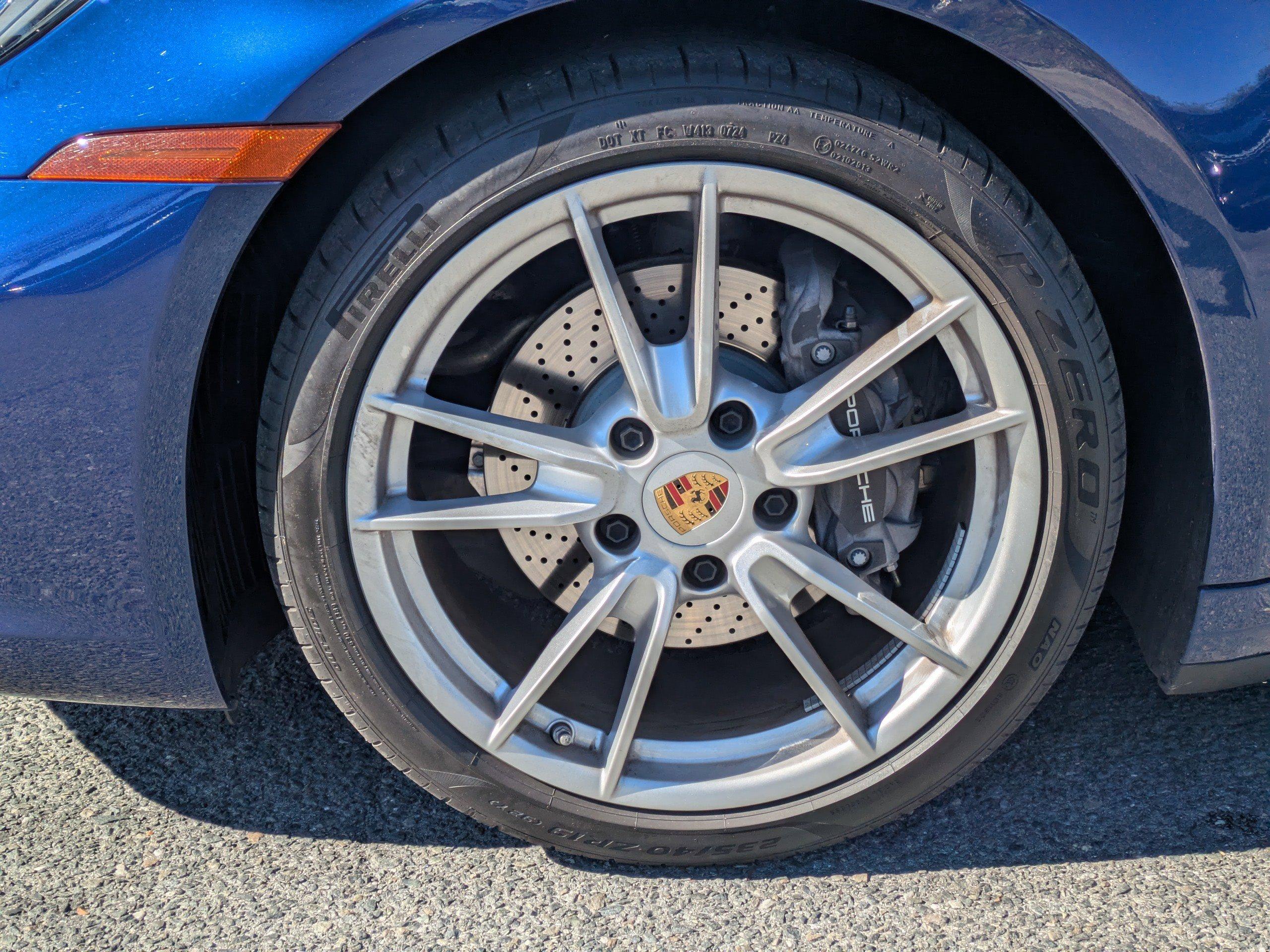 Porsche 911 2Dr Car Carrera 4 With Navigation & Awd - Thumbnail 4