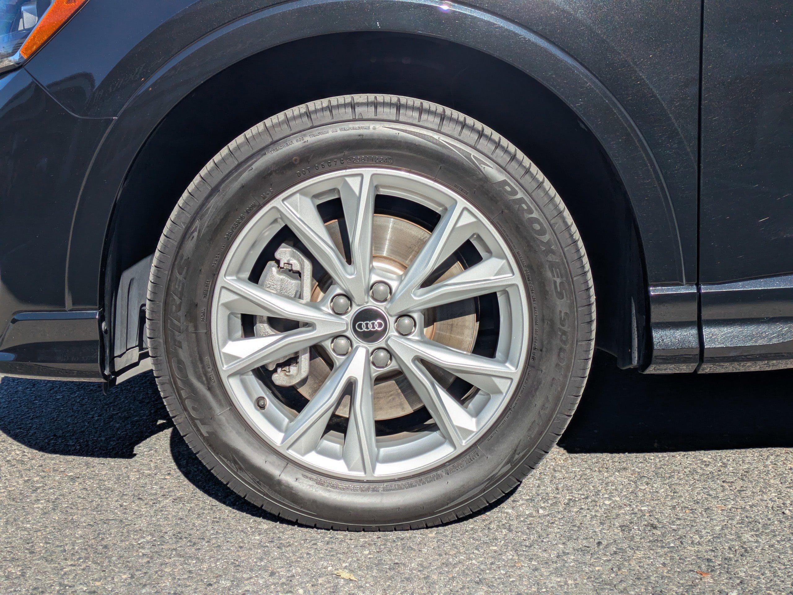 Audi Q3 Sport Utility S Line Premium Awd - Thumbnail 4