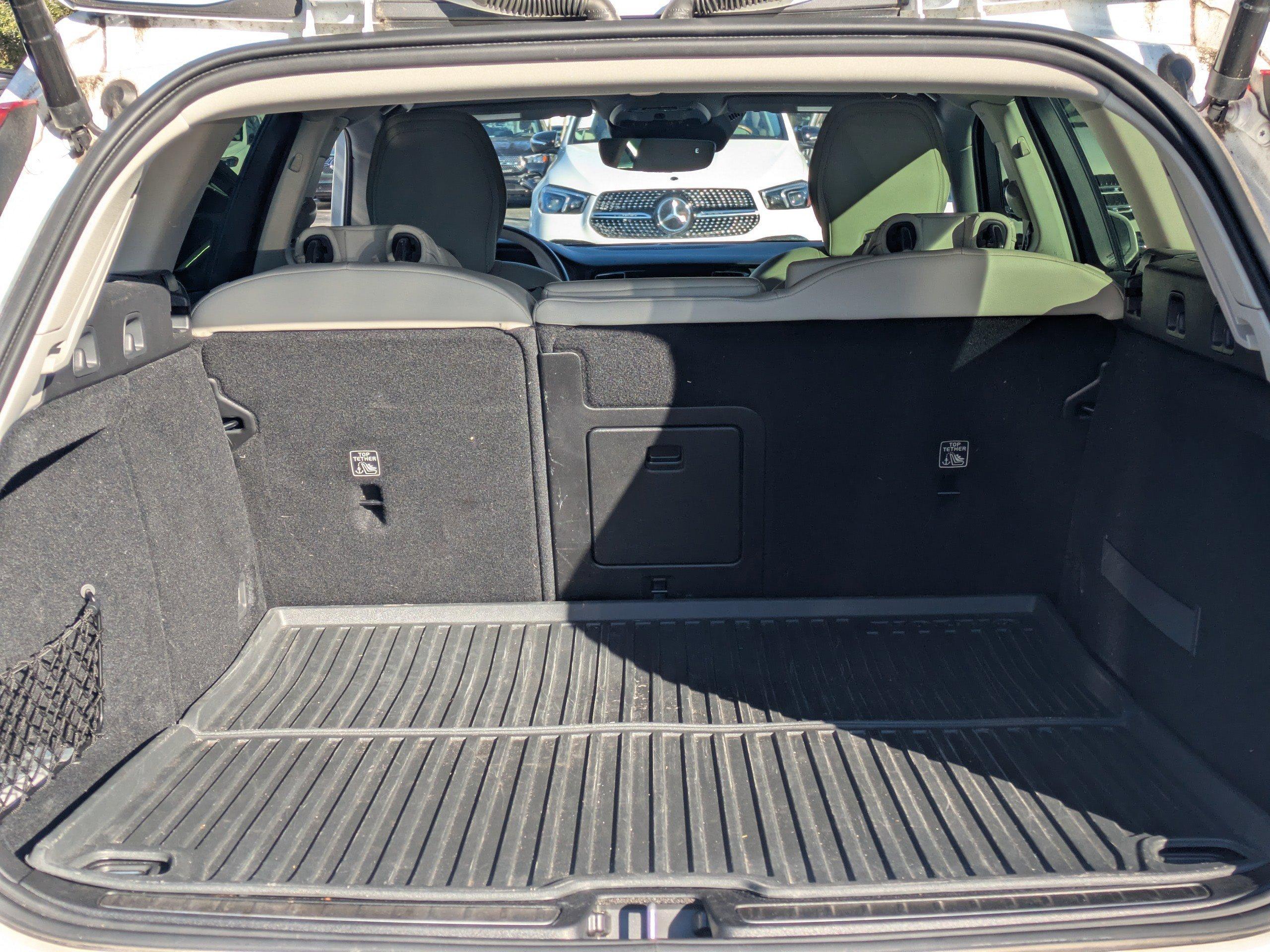 Volvo V60 Momentum Fwd Station Wagon - Thumbnail 13