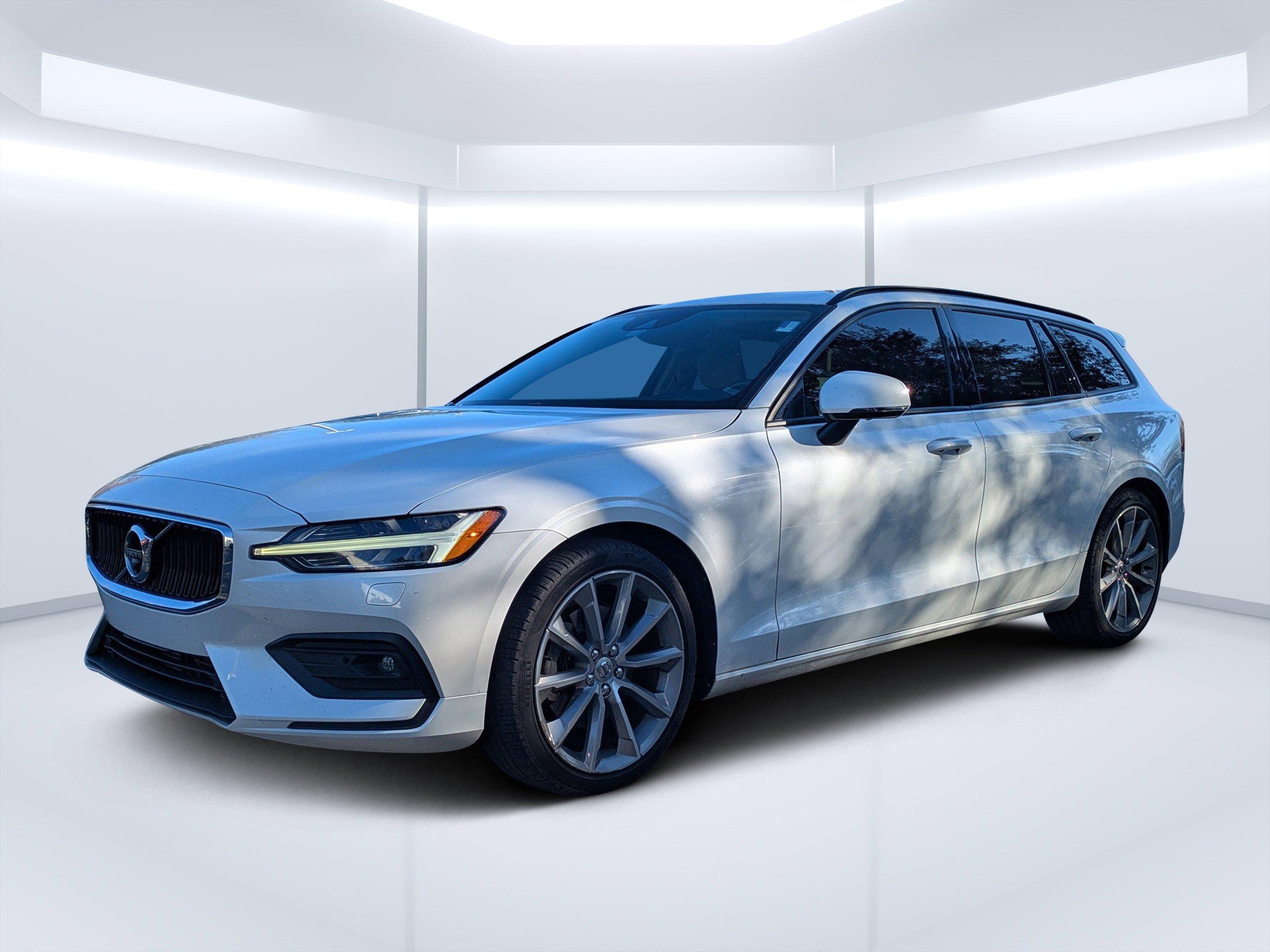 Volvo V60 Momentum Fwd Station Wagon - Thumbnail 11