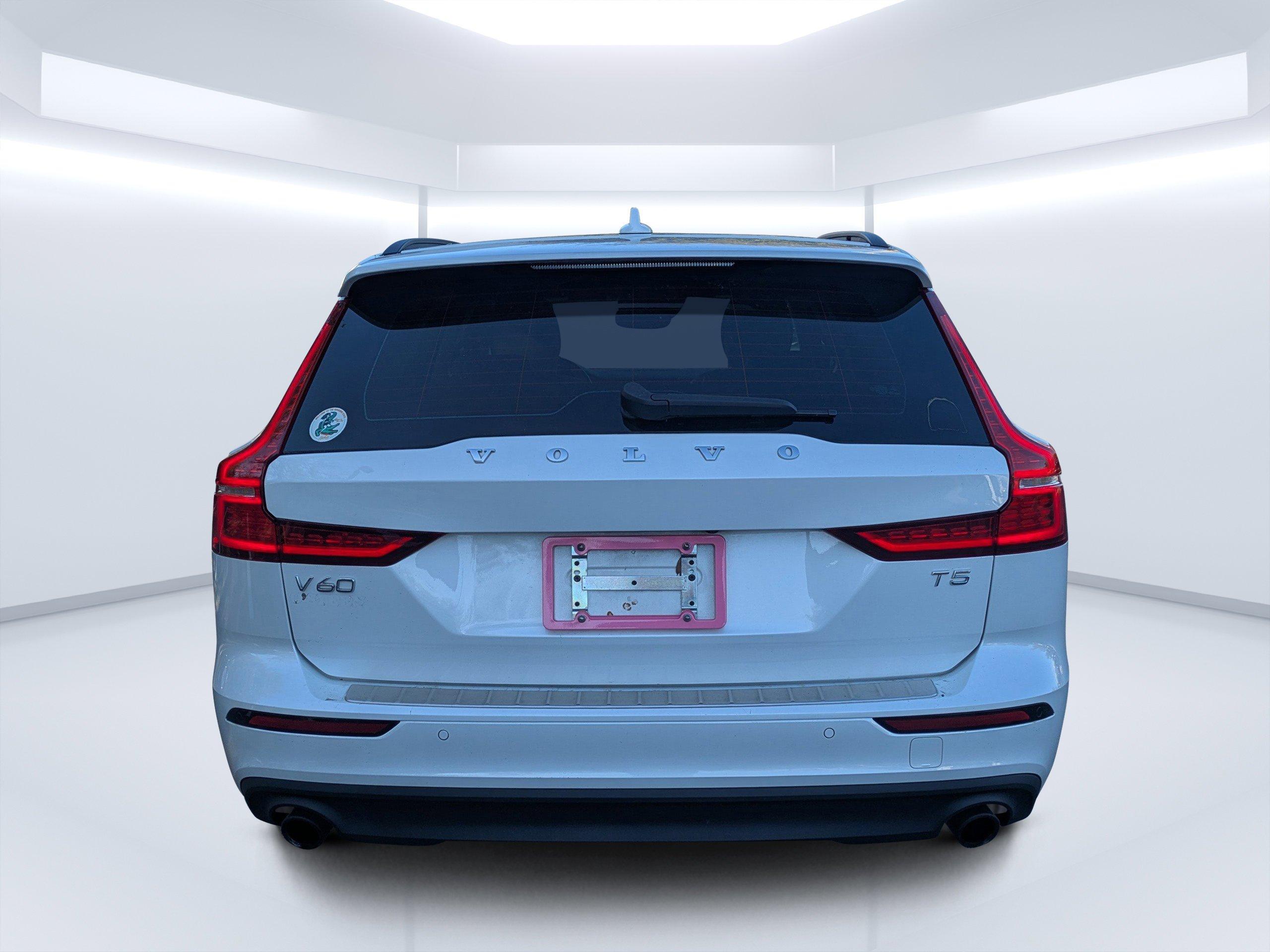 Volvo V60 Momentum Fwd Station Wagon - Thumbnail 8