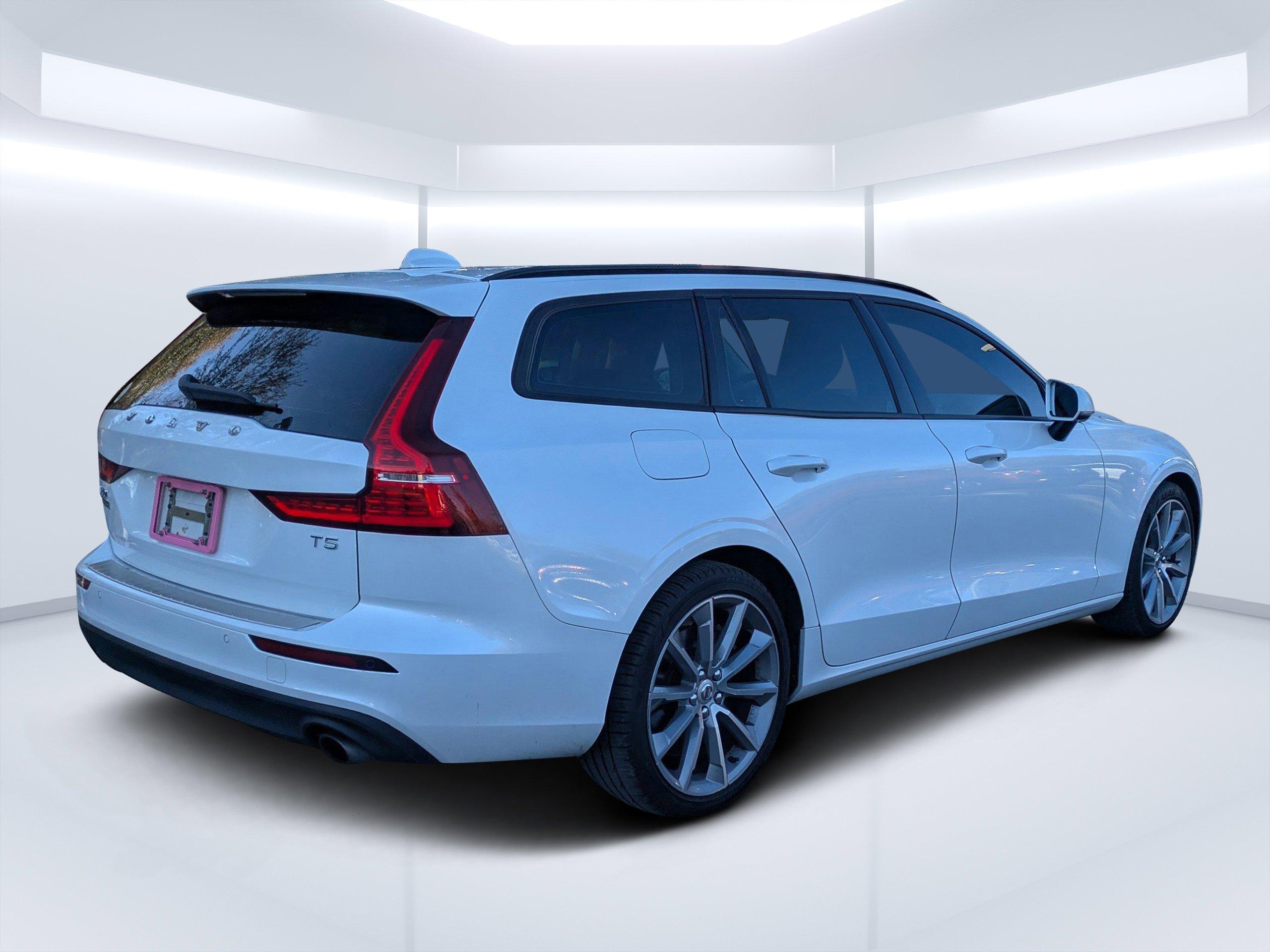 Volvo V60 Momentum Fwd Station Wagon - Thumbnail 7