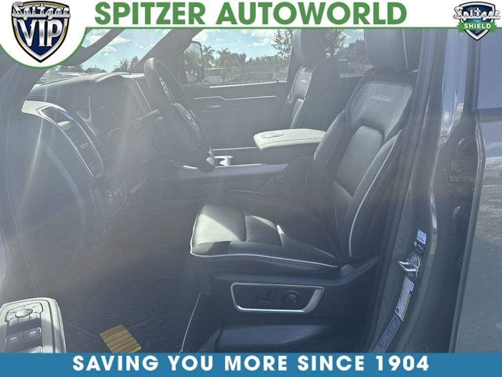 Ram 1500 Laramie Crew Cab 4X4 5'7' Box - Thumbnail 14