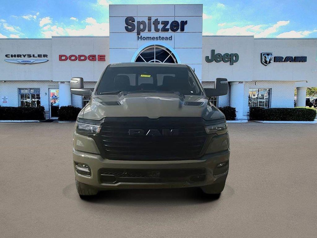 Ram 1500 Laramie Crew Cab 4X4 5'7' Box - Thumbnail 5