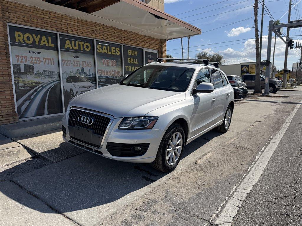 Audi Q5 Premium Plus - View 1