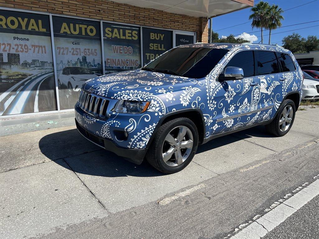 Jeep Grand Cherokee Overland - Thumbnail 3