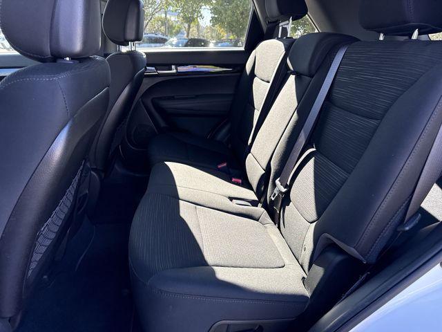 Kia Sorento Lx - Thumbnail 20