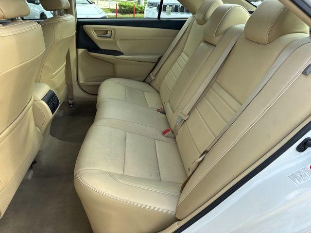 Toyota Camry Le - Thumbnail 19