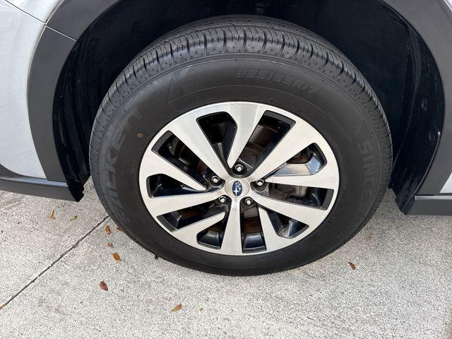 Subaru Outback Premium - Thumbnail 12