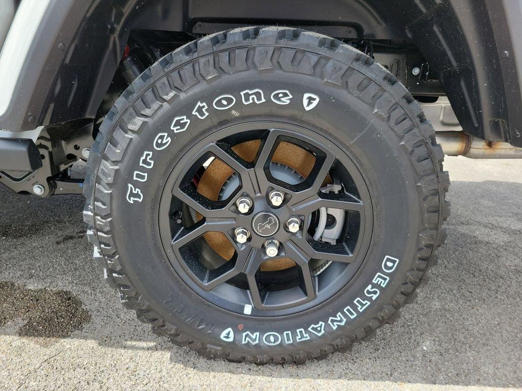 Jeep Gladiator Willys 4X4 - Thumbnail 9