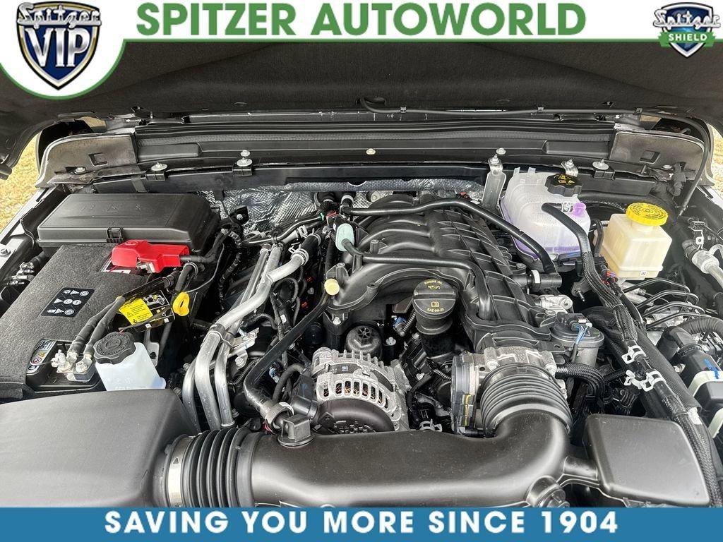 Jeep Gladiator Sport S 4X4 - Thumbnail 19