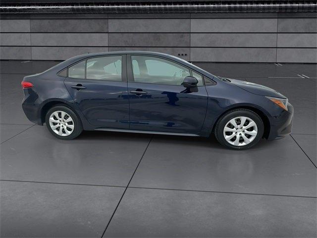 Toyota Corolla Le - Thumbnail 10