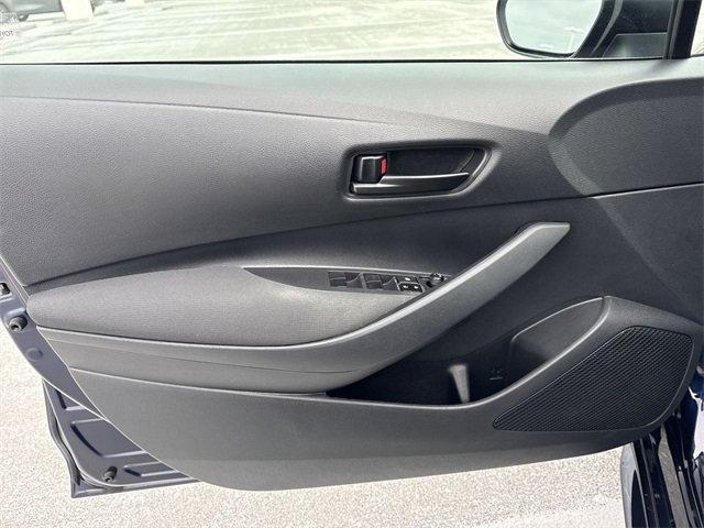 Toyota Corolla Le - Thumbnail 14