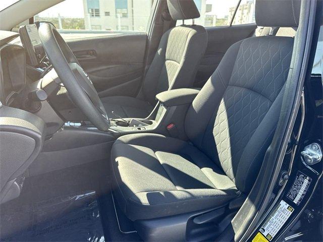 Toyota Corolla Le - Thumbnail 12