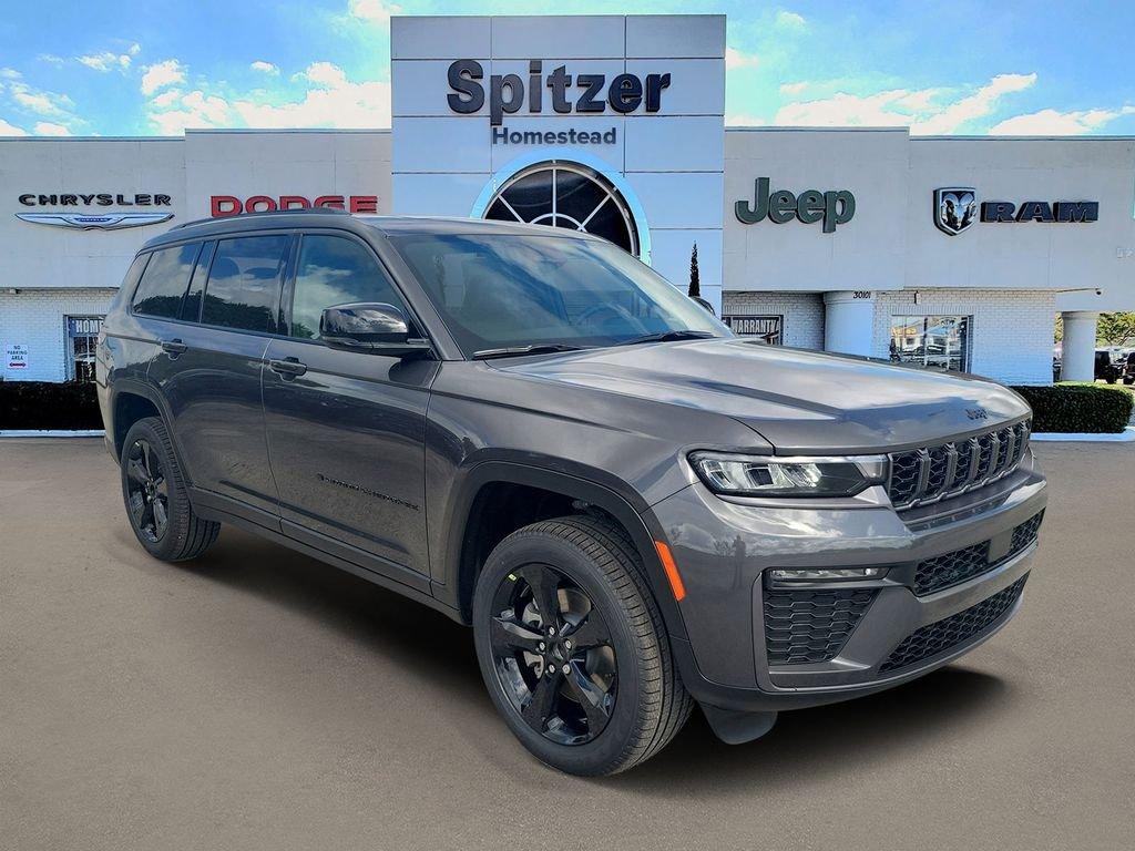 Jeep Grand Cherokee L Limited 4X4 - Thumbnail 2