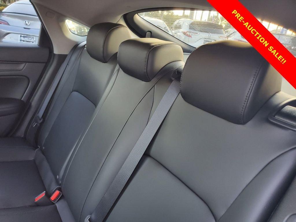 Acura Integra Base - Thumbnail 13