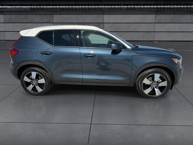 Volvo Xc40 Momentum - Thumbnail 10
