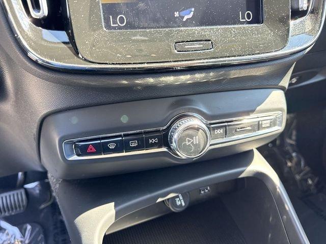 Volvo Xc40 Momentum - Thumbnail 20