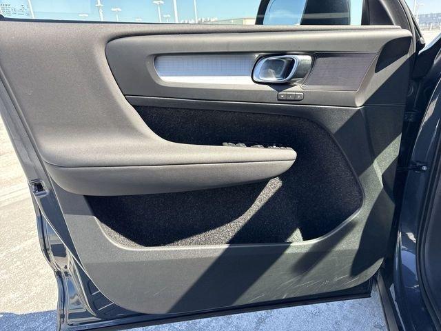 Volvo Xc40 Momentum - Thumbnail 14