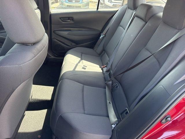 Toyota Corolla Le - Thumbnail 19