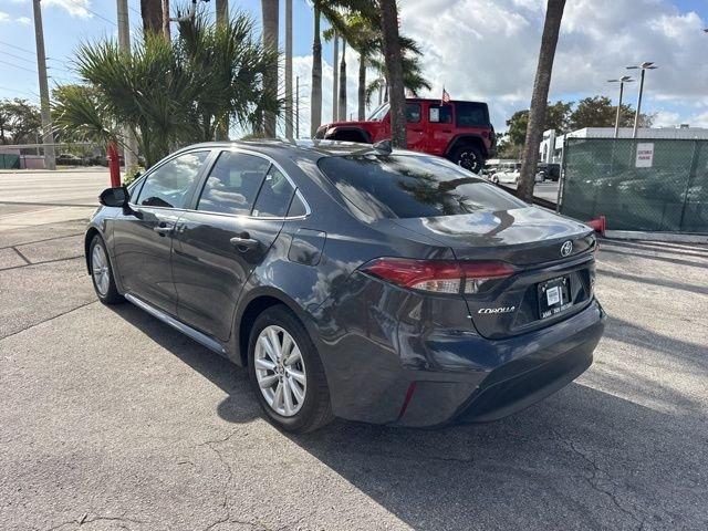 Toyota Corolla Hybrid Xle - Thumbnail 13