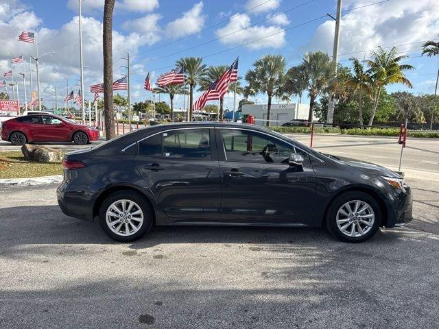 Toyota Corolla Hybrid Xle - Thumbnail 10