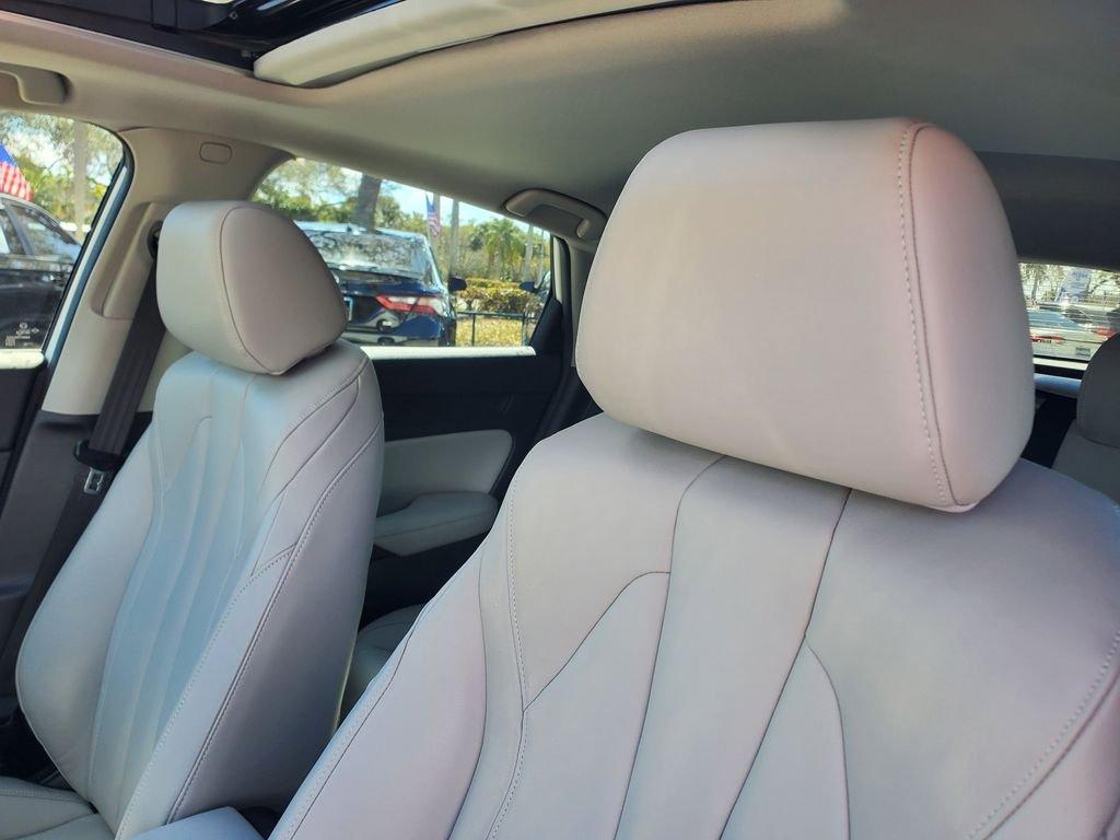 Acura Integra Base - Thumbnail 18