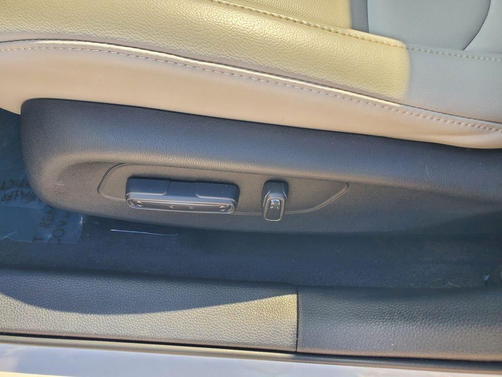 Acura Integra Base - Thumbnail 19