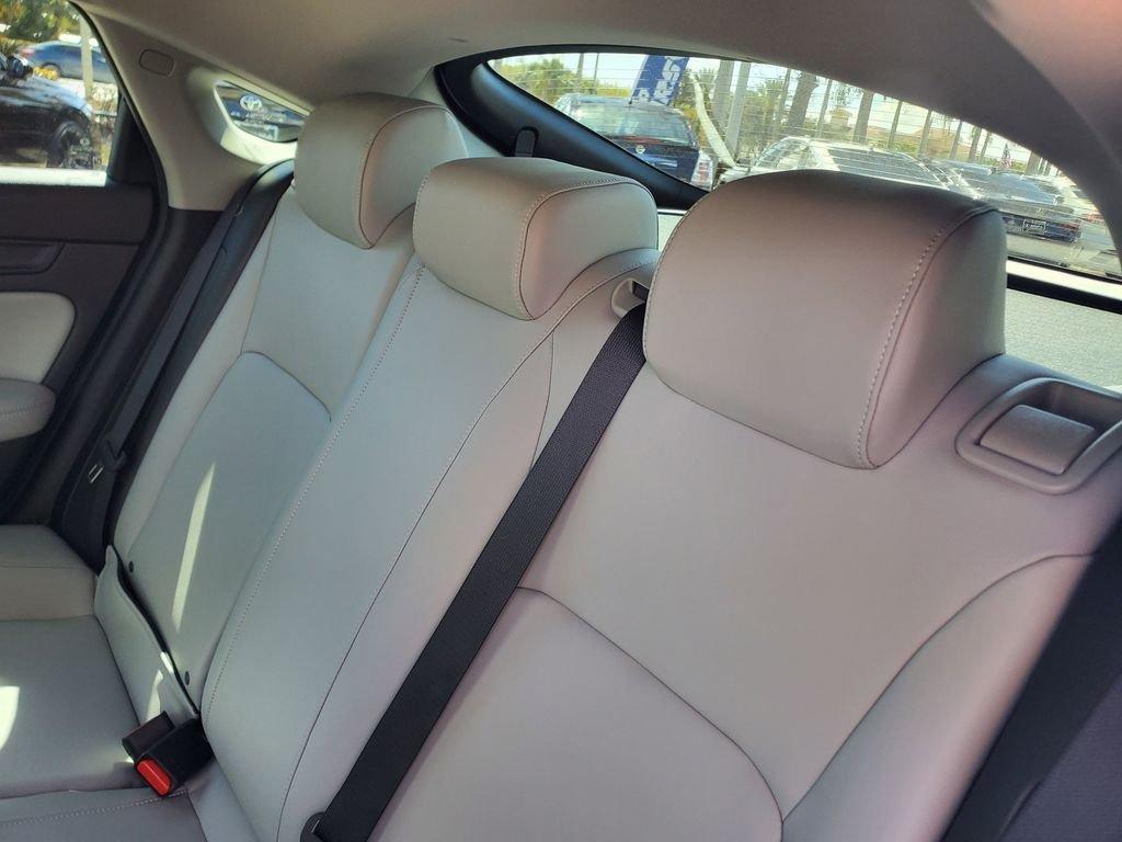 Acura Integra Base - Thumbnail 13