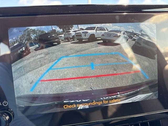 Toyota Corolla Hybrid Le - Thumbnail 11