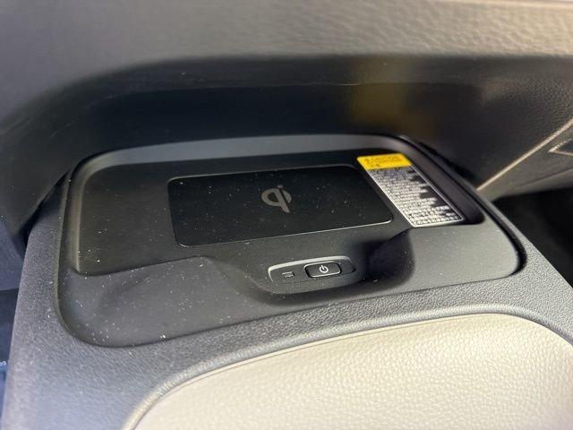 Toyota Corolla Hybrid Le - Thumbnail 13