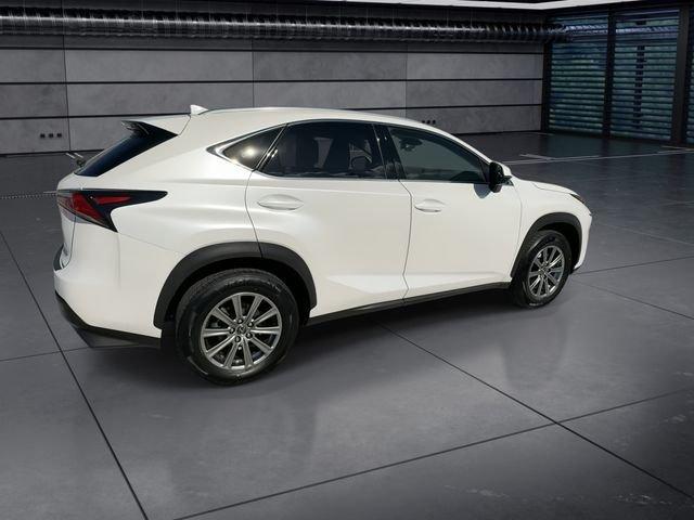 Lexus Nx 300 - Thumbnail 9