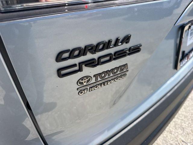 Toyota Corolla Cross Hybrid S - Thumbnail 8