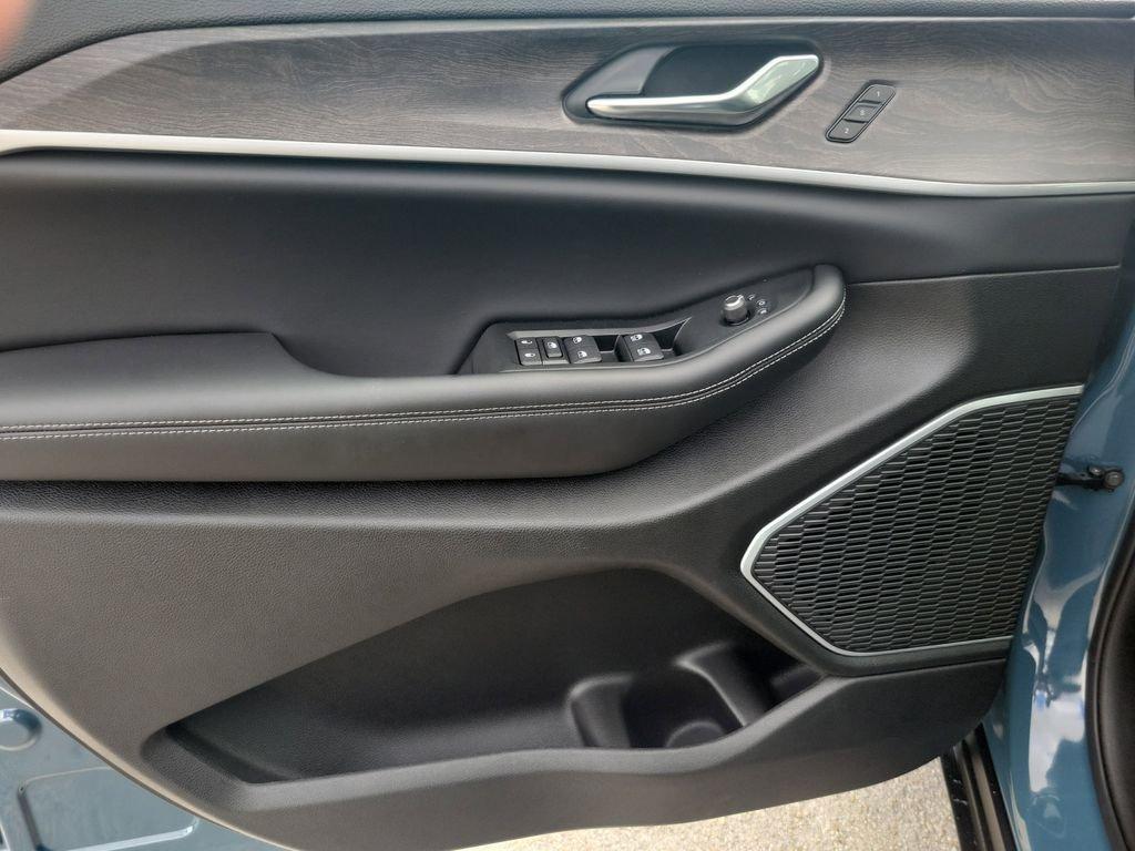 Jeep Grand Cherokee Limited 4X4 - Thumbnail 20