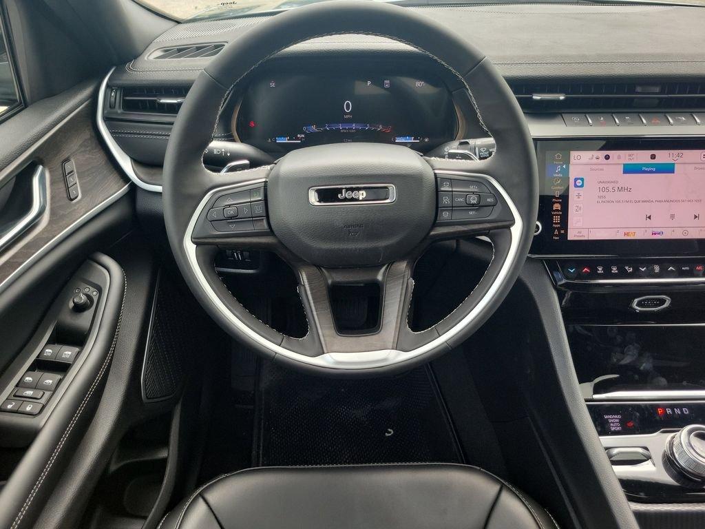 Jeep Grand Cherokee Limited 4X4 - Thumbnail 16