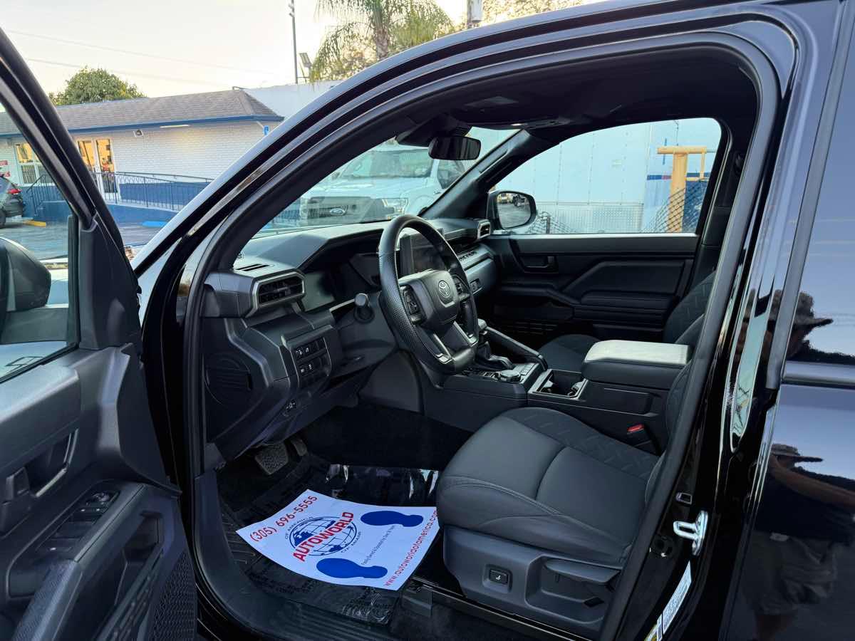 Toyota Tacoma 4Wd Sr Double Cab 5' Bed At - Thumbnail 11