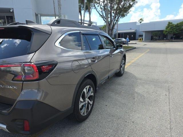 Subaru Outback Limited - Thumbnail 9